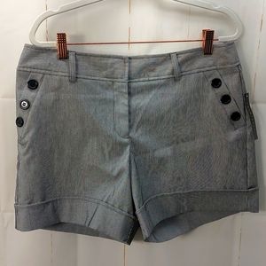 Woman's shorts size 10